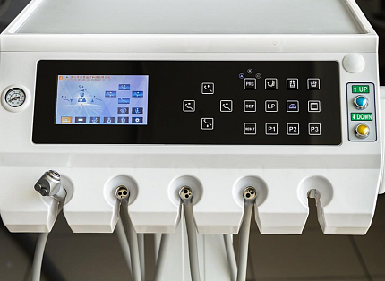 Купить Стоматологическая установка Anya AY-A 4800 II с 26-диодным светом (хирургия) | Изображение 4